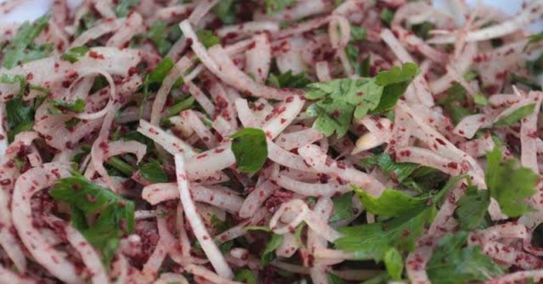 Soğan Salatası