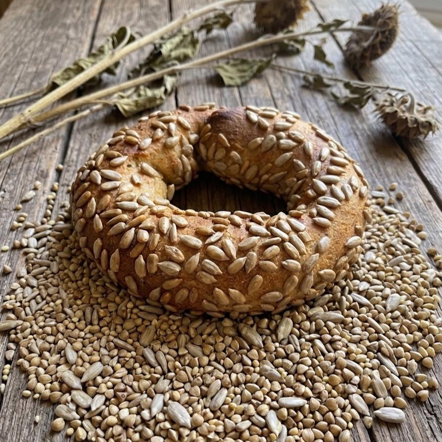 Karabuğday Çekirdekli Simit