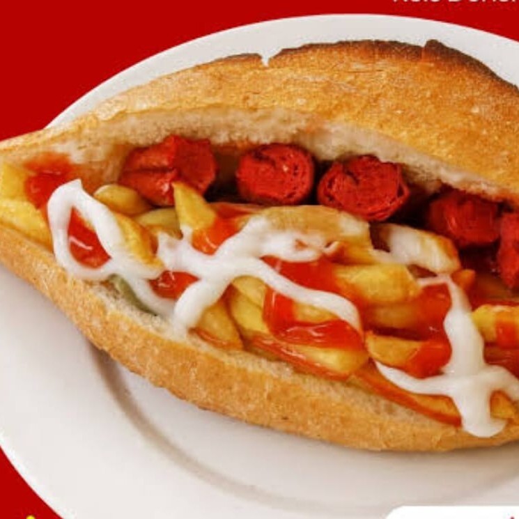 Ekmek Arası Sosis kızarmış sosisdir soslu degildir