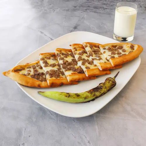 Kuşbaşılı Kaşarlı Pide Menü