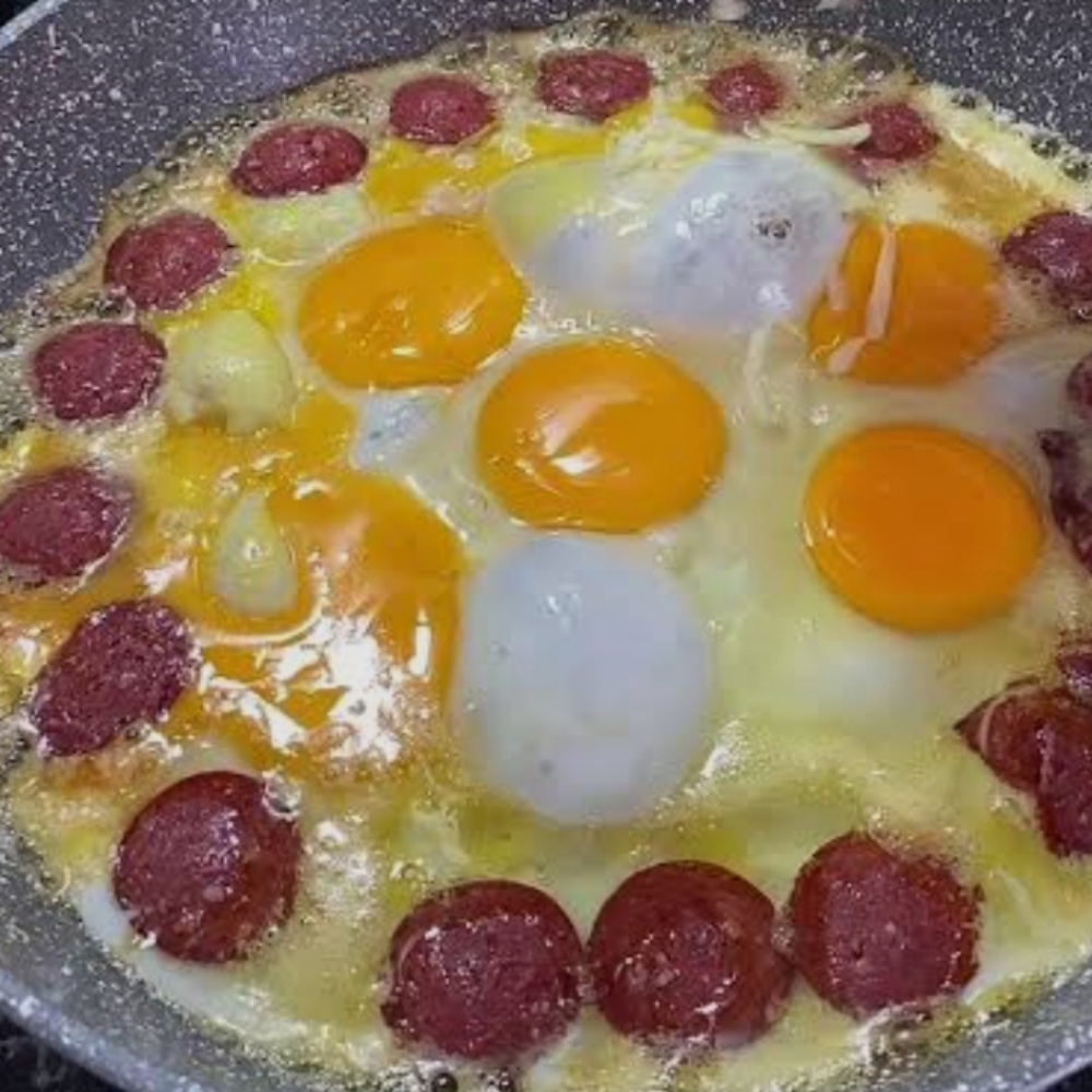 Kavurma Yumurtalı Tost