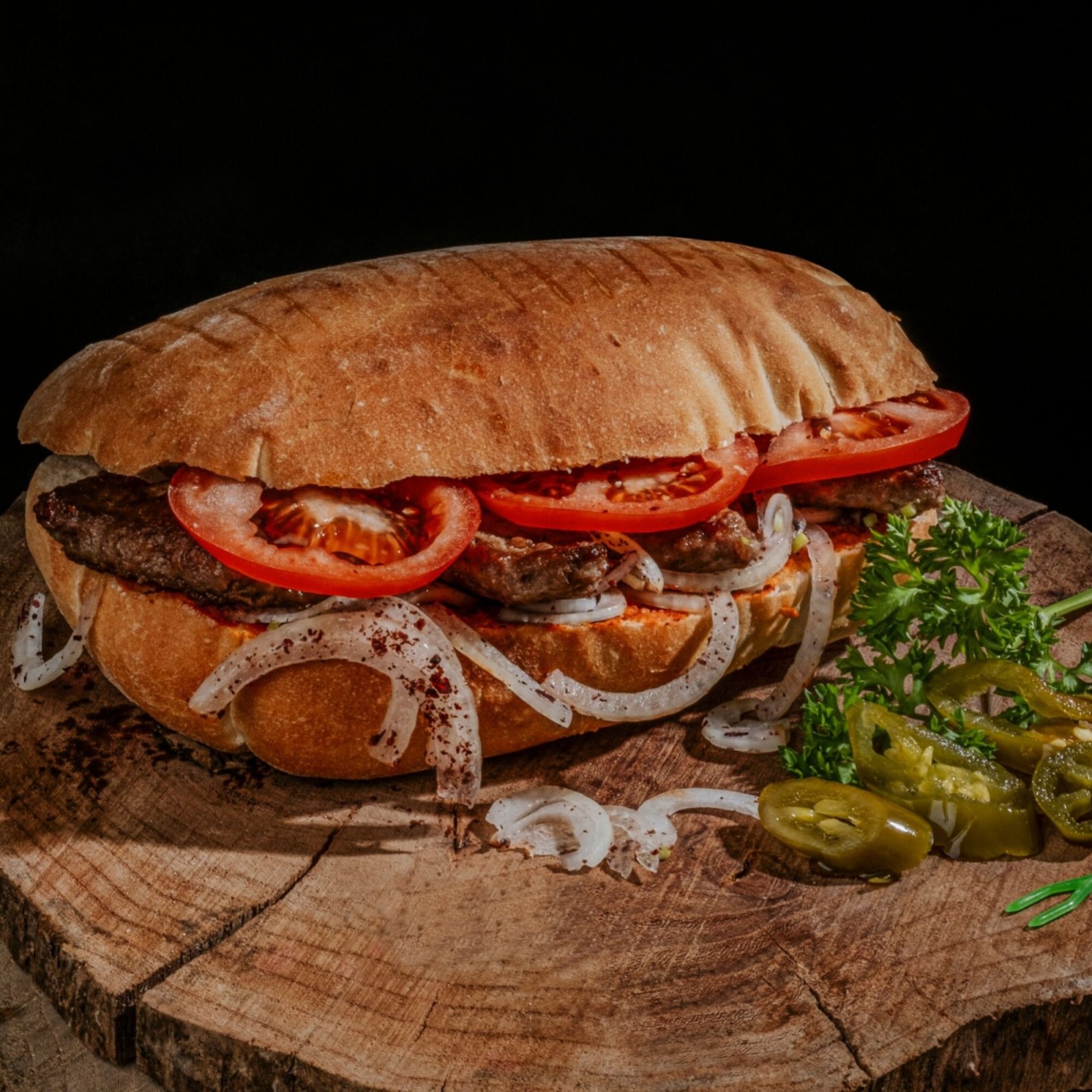 Yarım Ekmek Arası Izgara Köfte