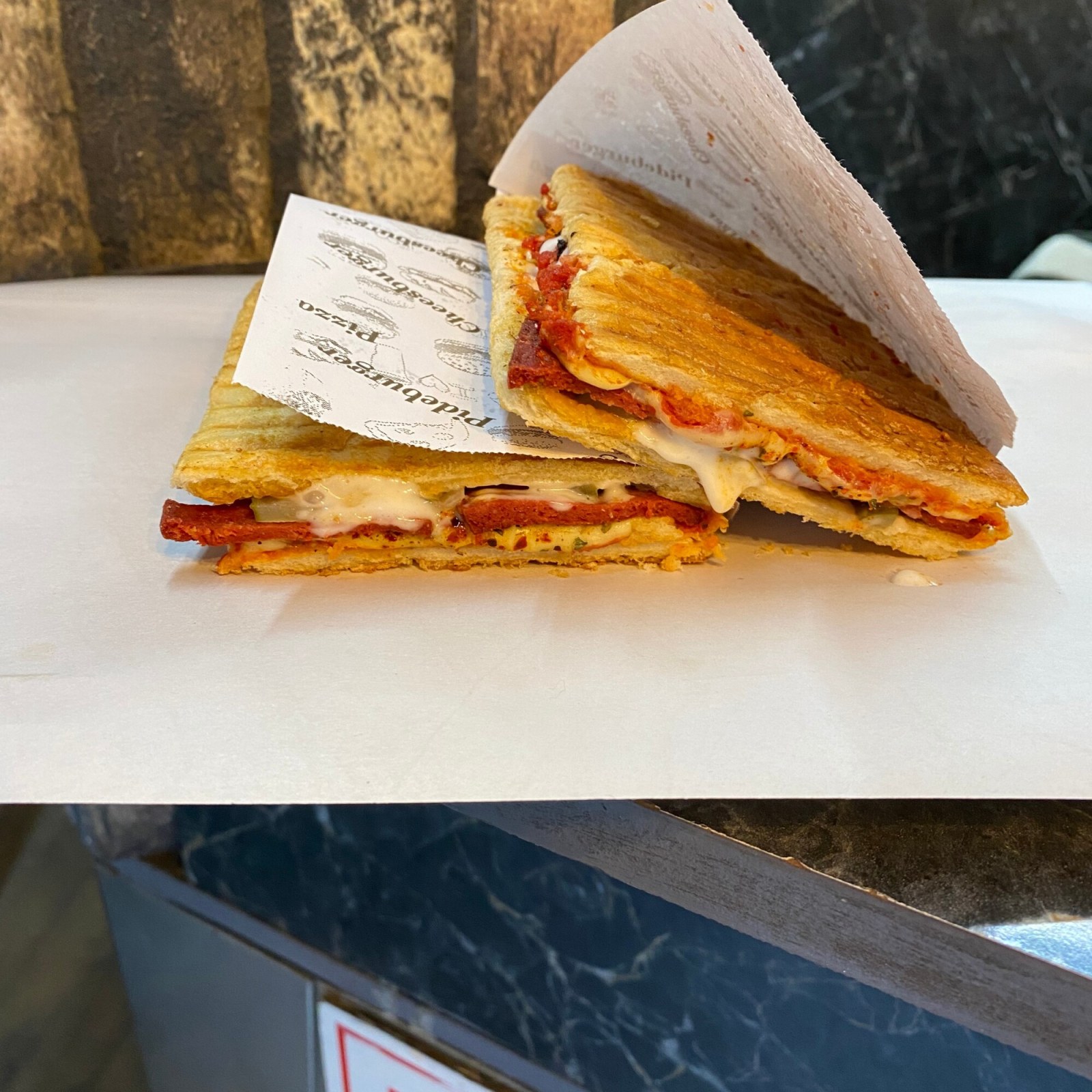 Yarım Ekmek Karışık Tost