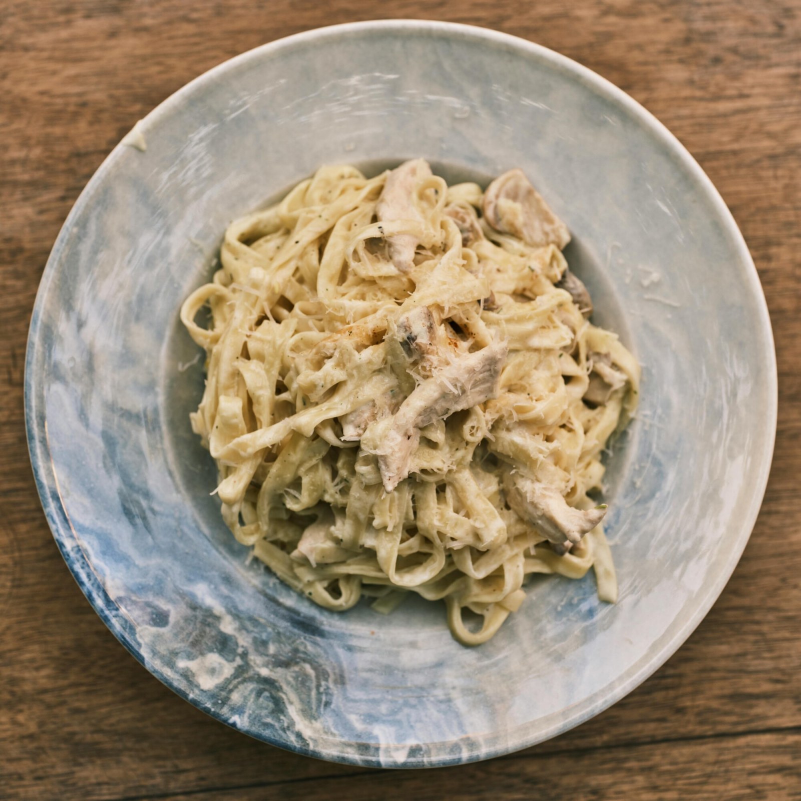 Tavuklu Kremalı Fettuccine Makarna