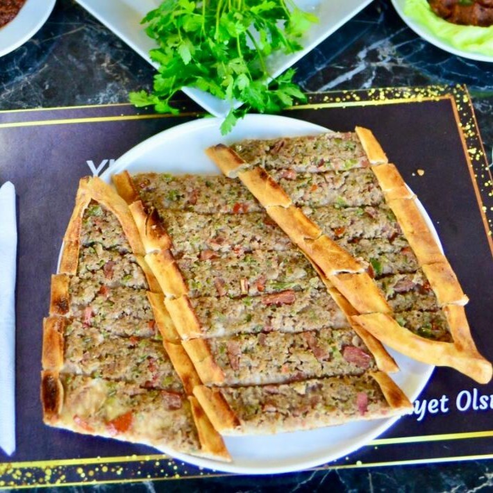 Kuşbaşılı Pide