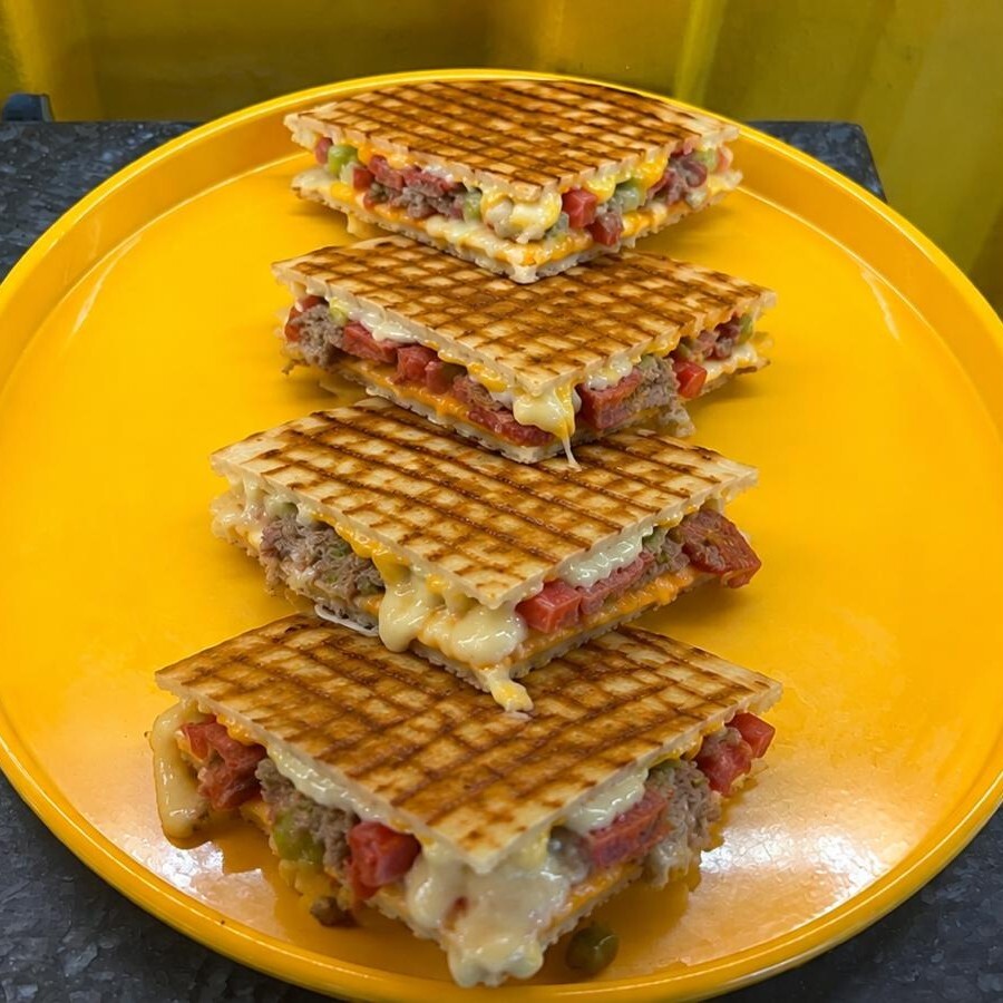 Karmakarışık Tost