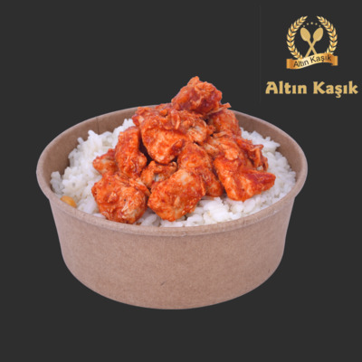 Acı Soslu Tavuk Pilav + Coca-Cola (33 cl.)
