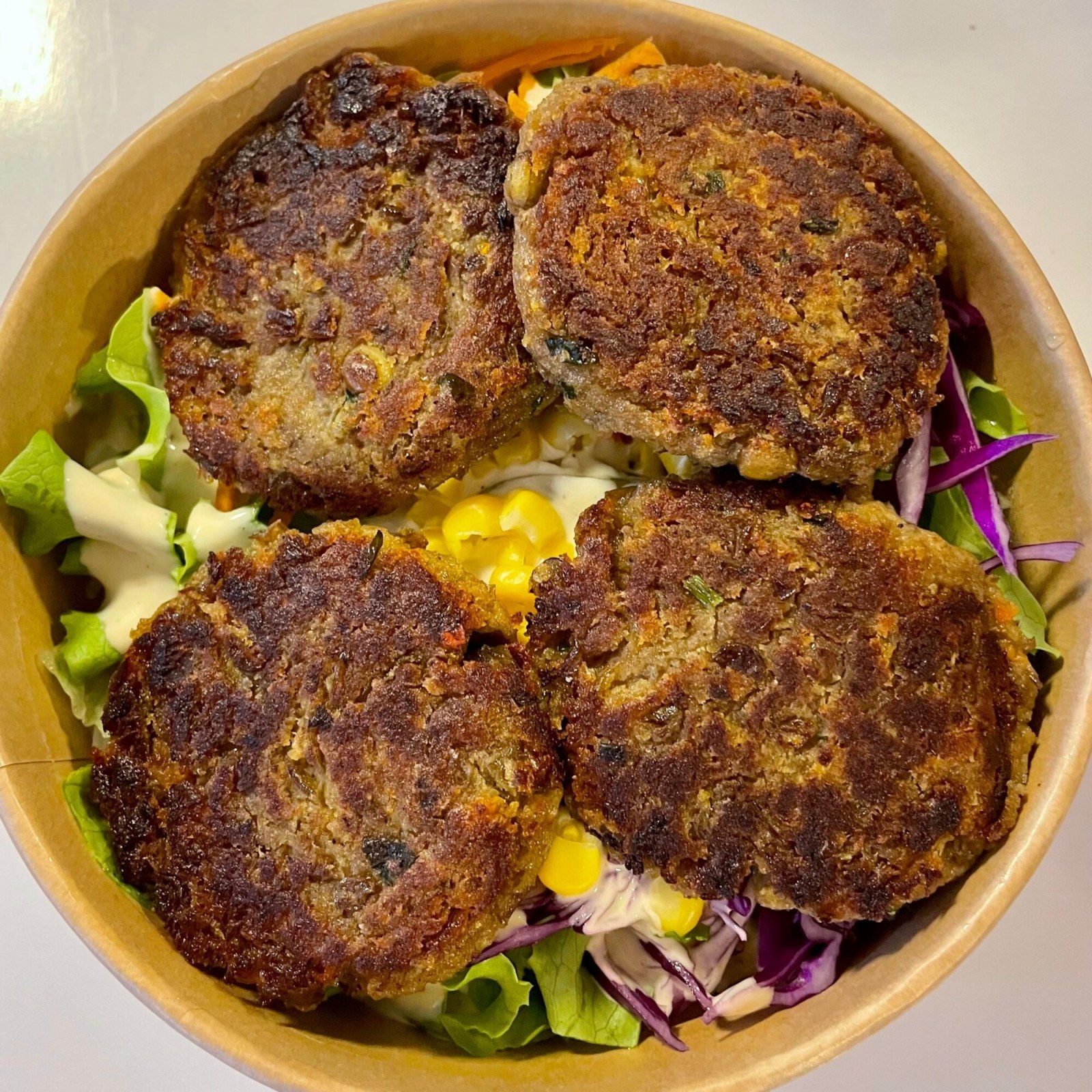 Yeşil Mercimek Köfteli Salata