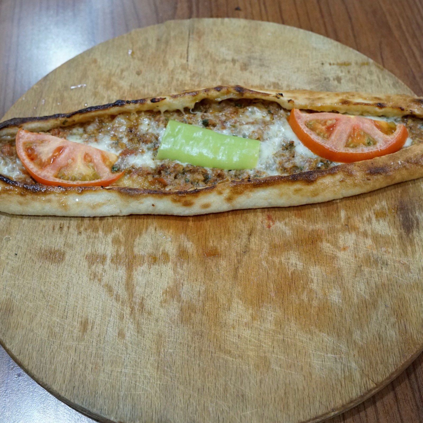 Kıymalı & Kaşarlı & Sebzeli Pide