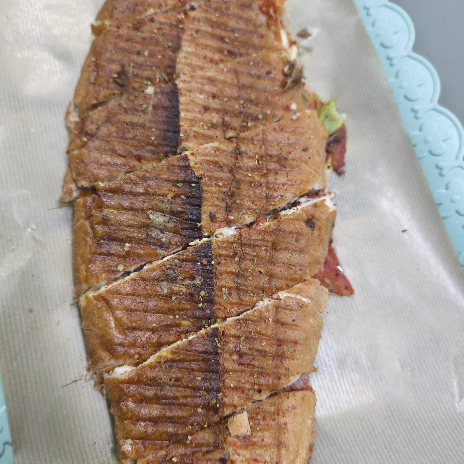Tam Kavurmalı Tost