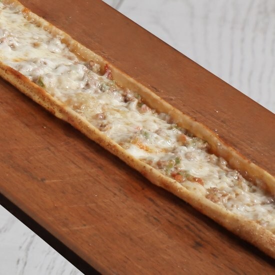 Mevlana Etli Ekmek (1.5 Porsiyon)
