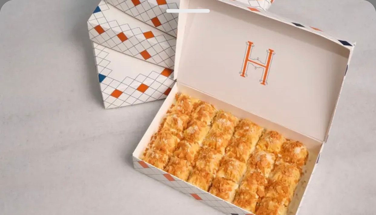 Fındıklı Tahinli Süt Baklava (24 Dilim)