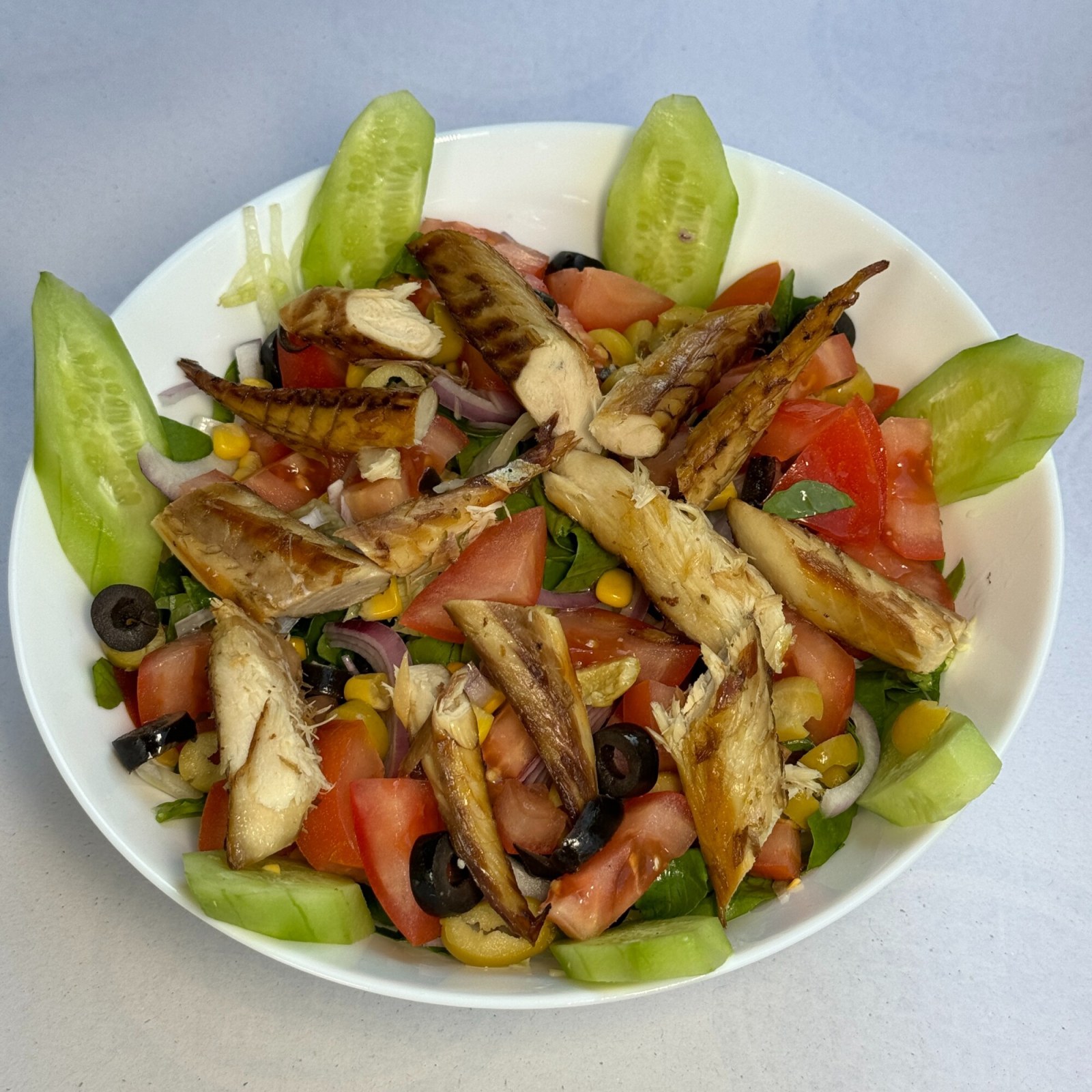 İsli Uskumru Salata
