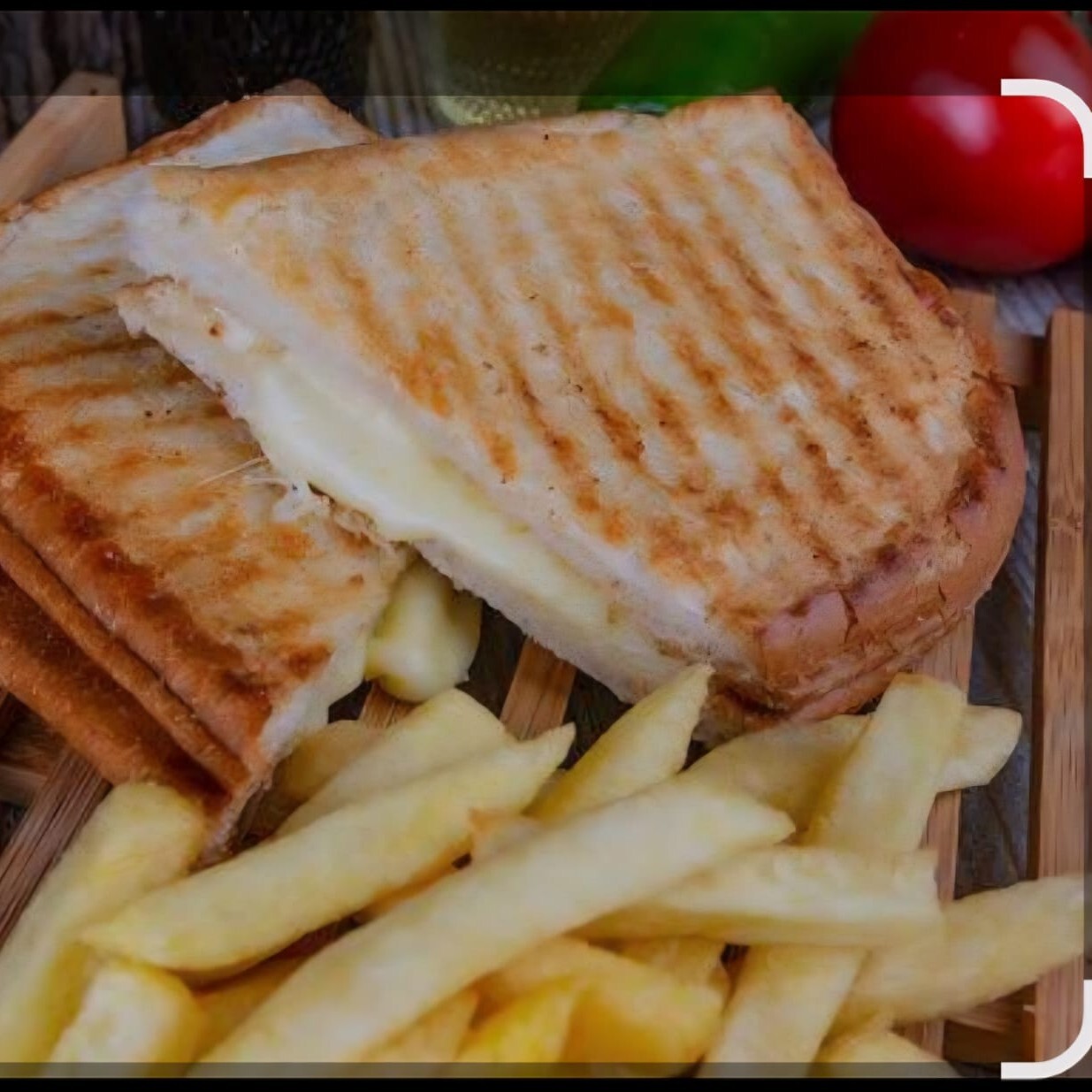 Kaşarlı Tost & Patates Kızartması & Ayran