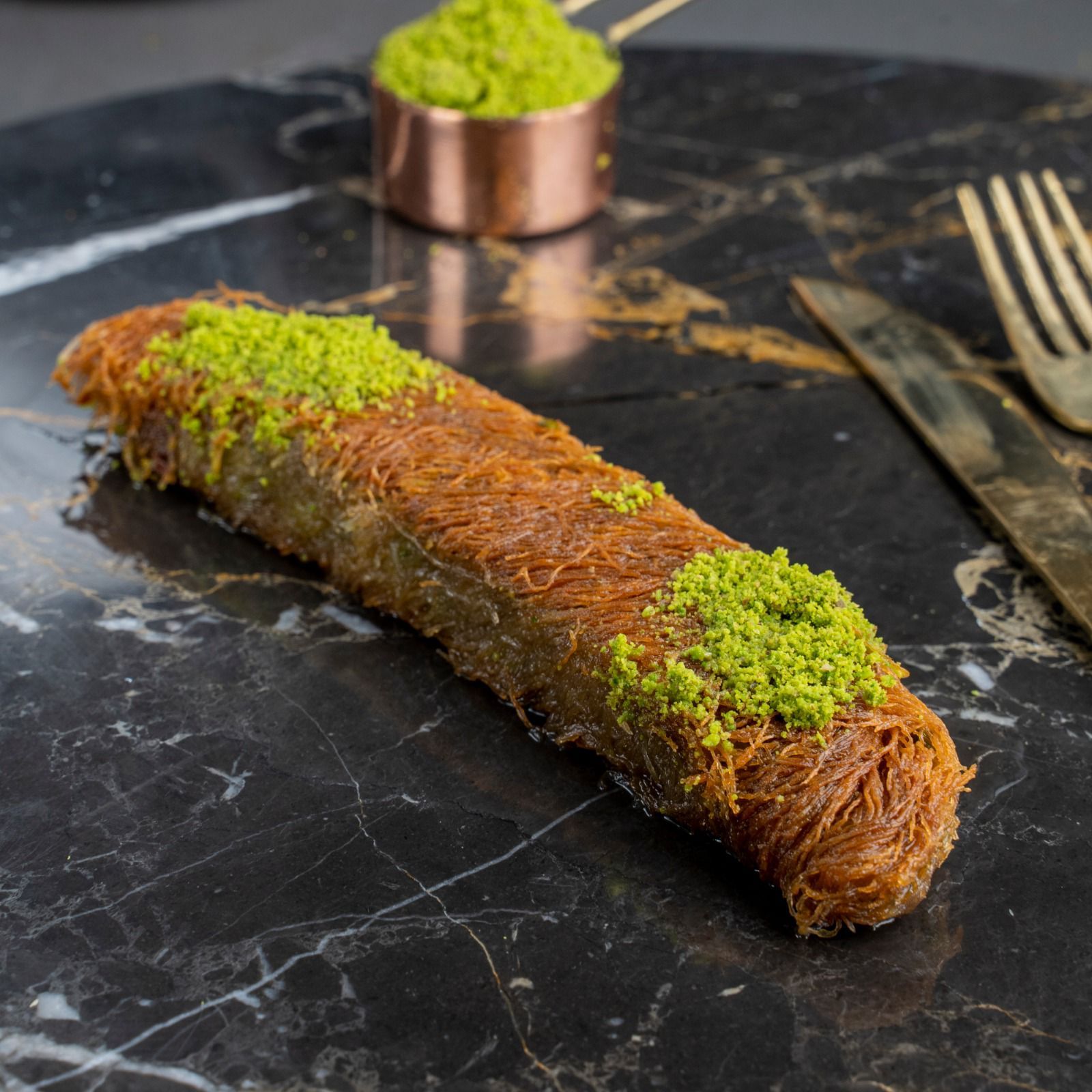 Sütlü Fıstıklı Kadayıf (1 kg)