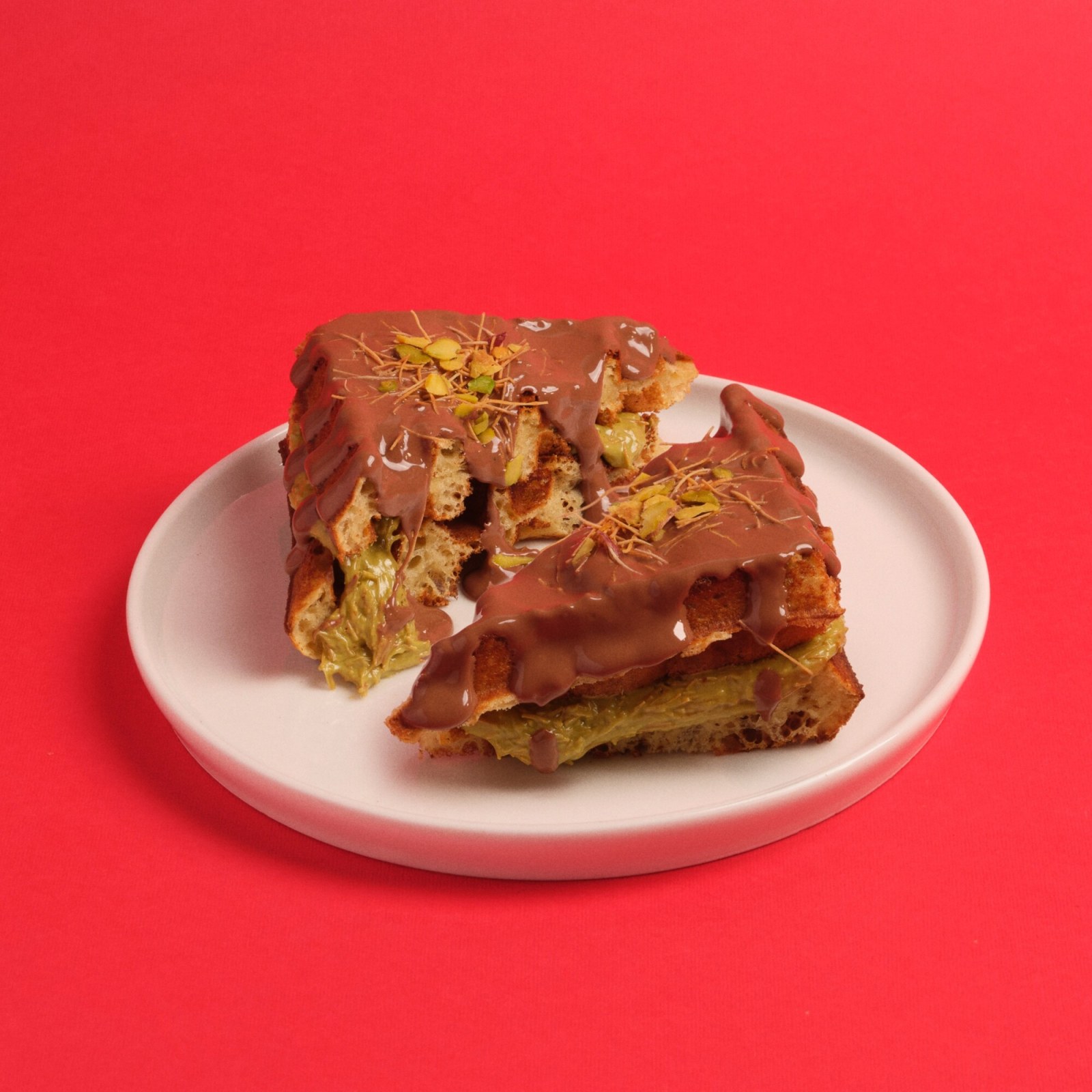 DUBAI WAFFLE (%100 GERÇEK ÇİKOLATALI)