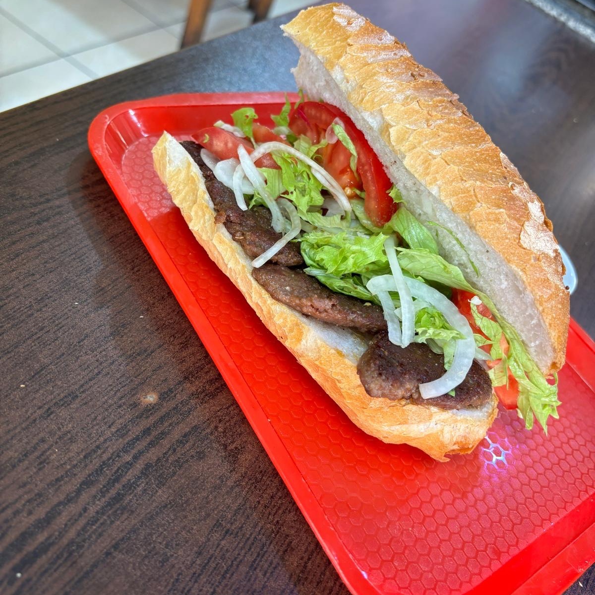 Yarım Ekmek Arası Köfte