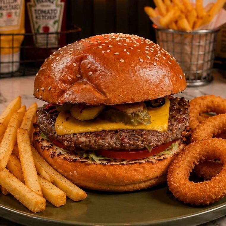 Acılı Burger Et
