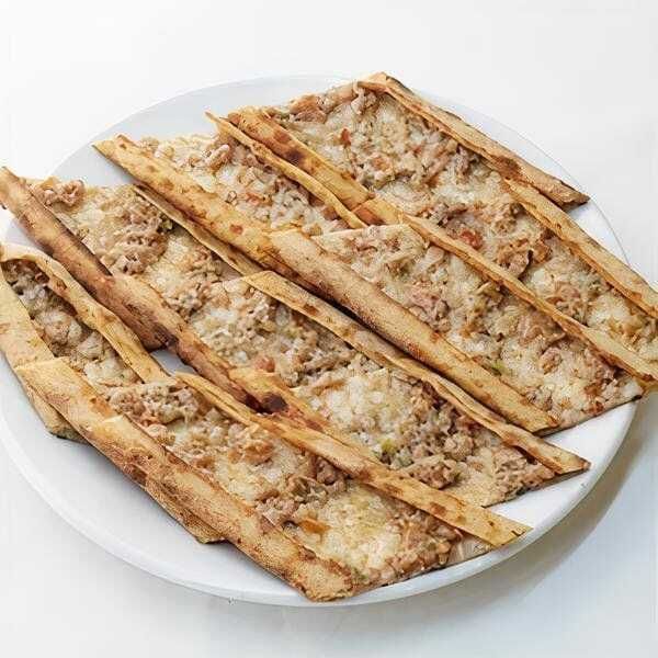 Kıymalı Kaşarlı Pide