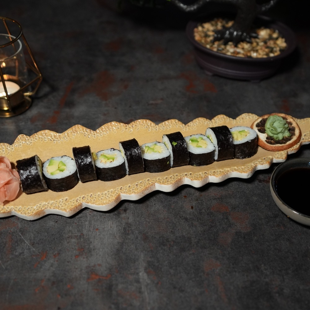Avacado Maki (10 Pcs)