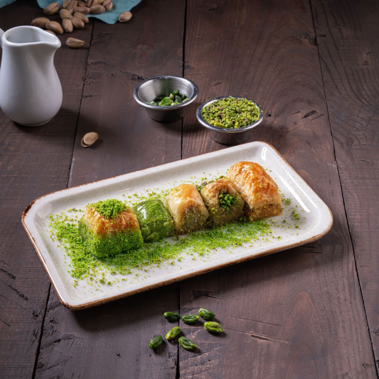 Fıstıklı Karışık Baklava (500 gr.)