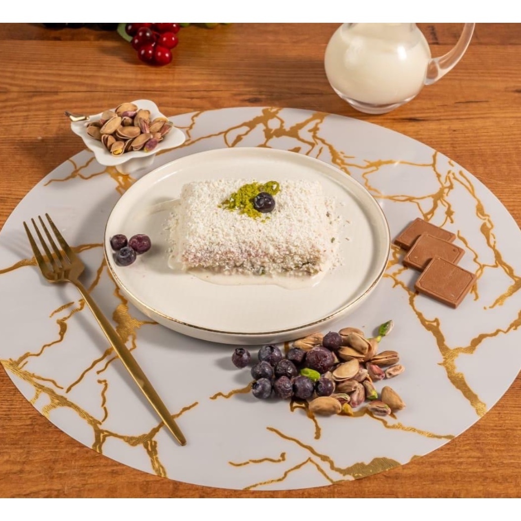 Yaban Mersin Çikolata Fıstıklı Soğuk Kadayıf (4 Dilim)