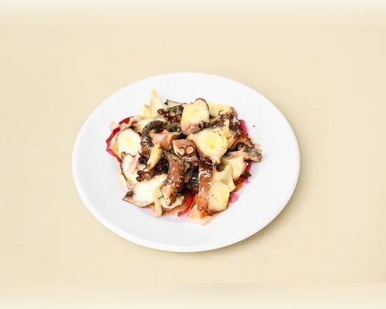 Ahtapot Salatası