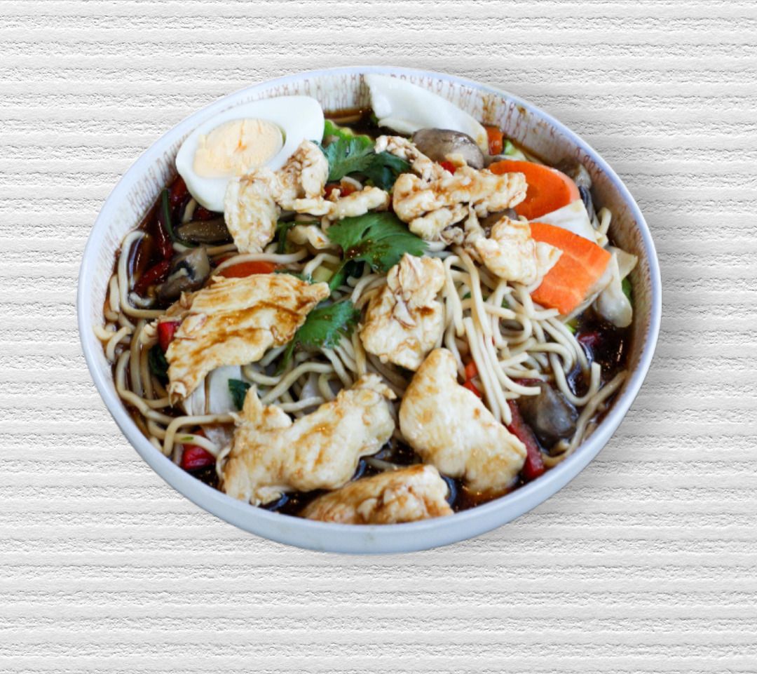 Tavuklu Sebzeli Ramen +Coca Cola 330 ml