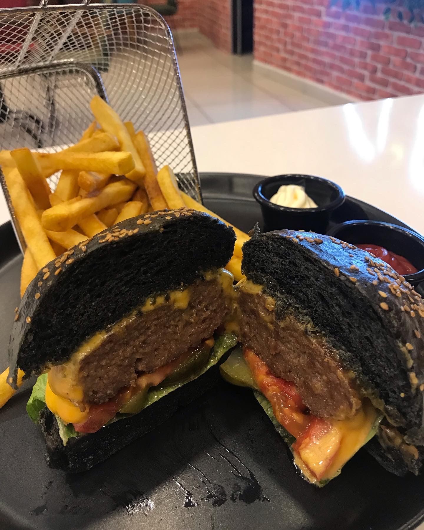 Black Burger Menü