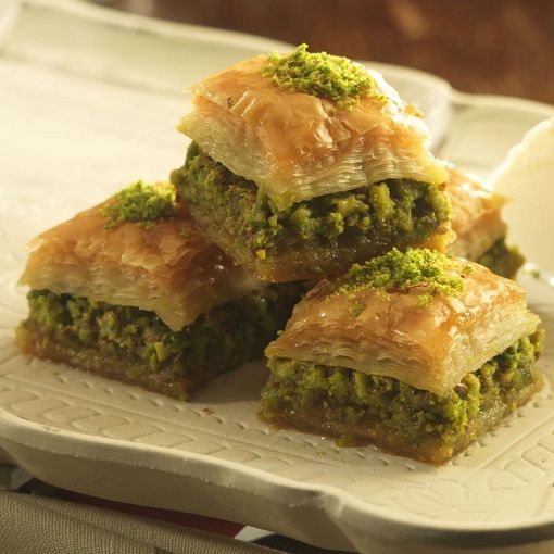 Fıstıklı Özel Kare (500 Gr)