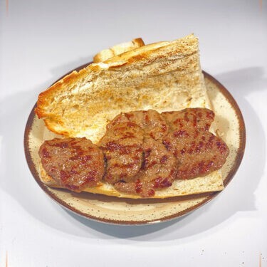 Yarım Ekmek Köfte