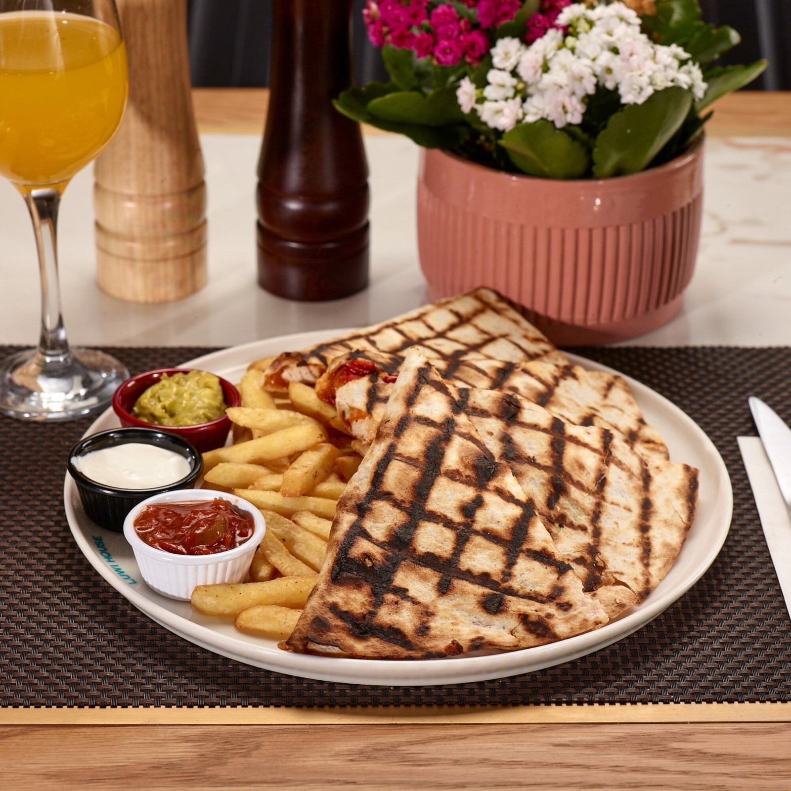Quesadilla Tavuklu