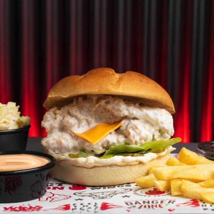 Sarımsak Soslu Çıtır Tavuk Burger
