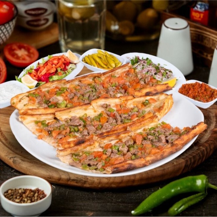 Kuşbaşılı Pide
