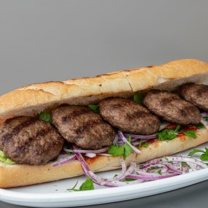 Ekmek Arası Et Köfte