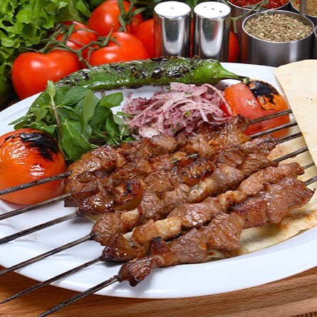 Kuzu Çöp Şiş Servis