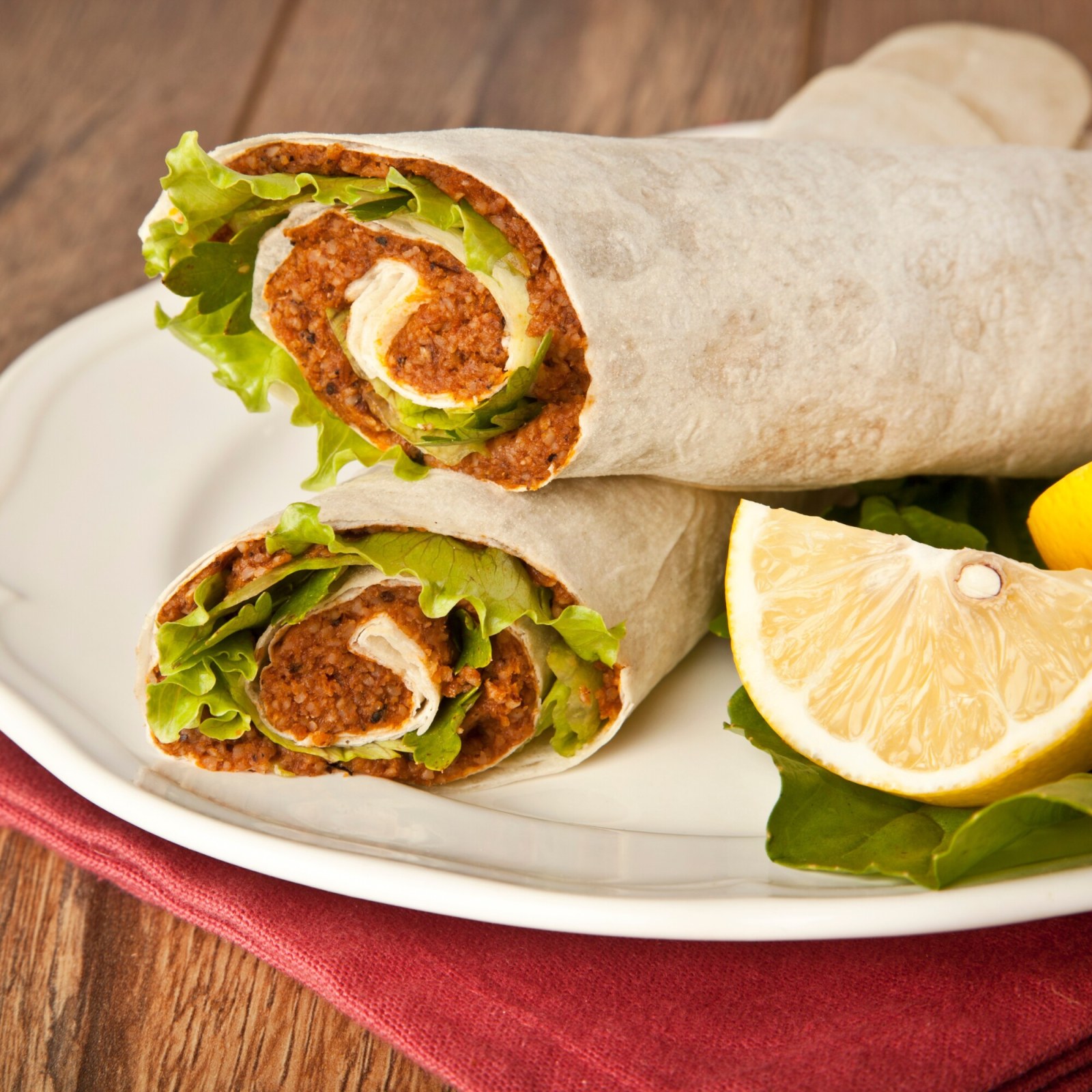 Mega Çiğ Köfte Dürüm + Ayran