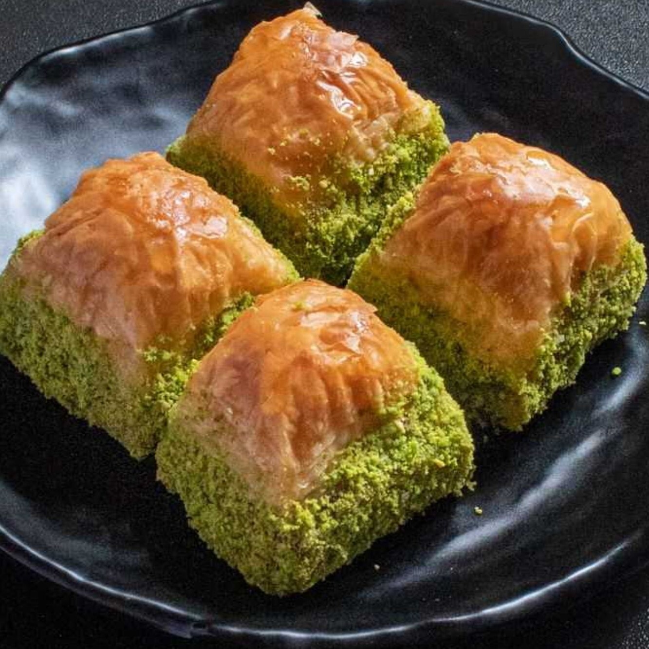 Fıstıklı Kuru Baklava (1 kg.)