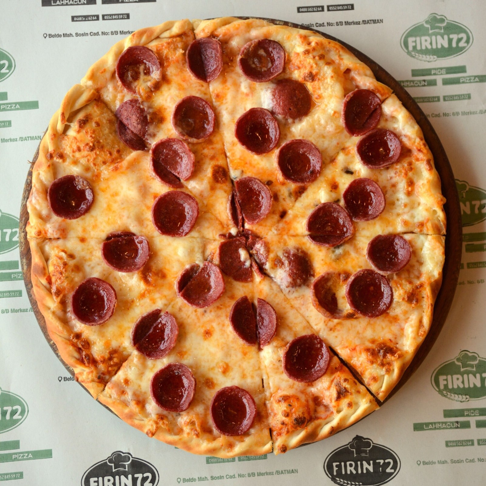 Sucuklu Pizza
