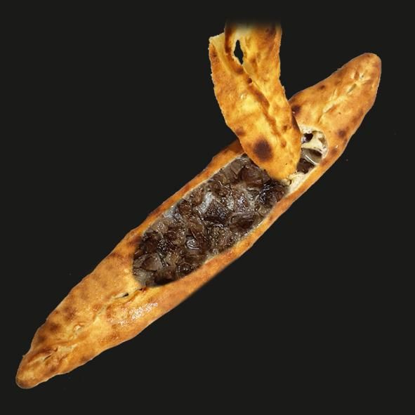 Kavurmalı Pide