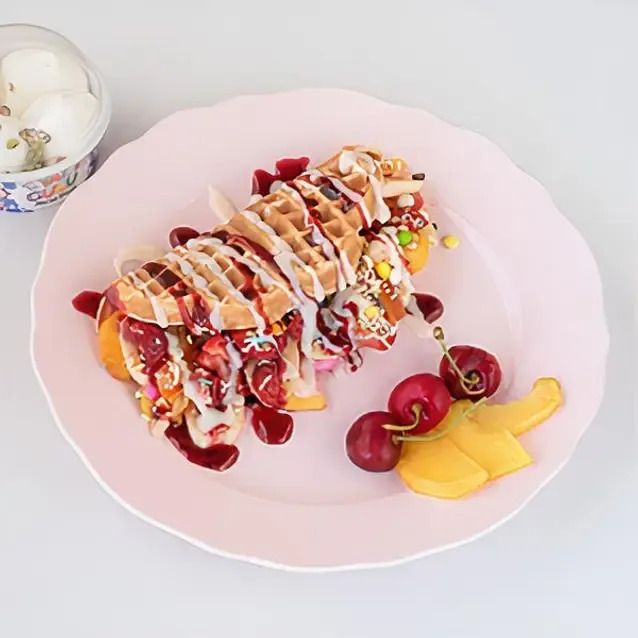 Sandviç Waffle & Çikolatalı Maraş Dondurma (155 gr.)