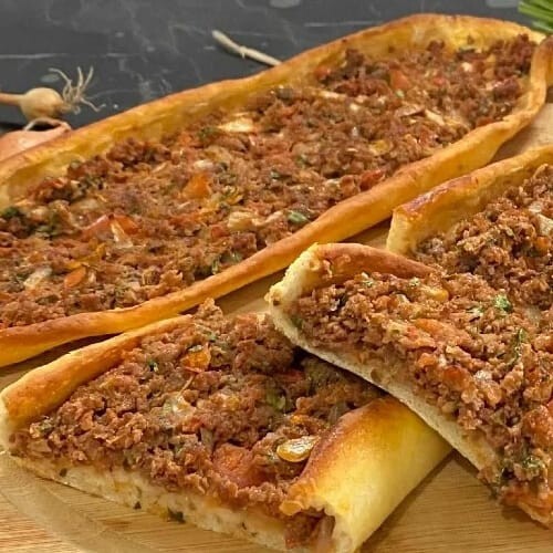 Kıymalı Pide