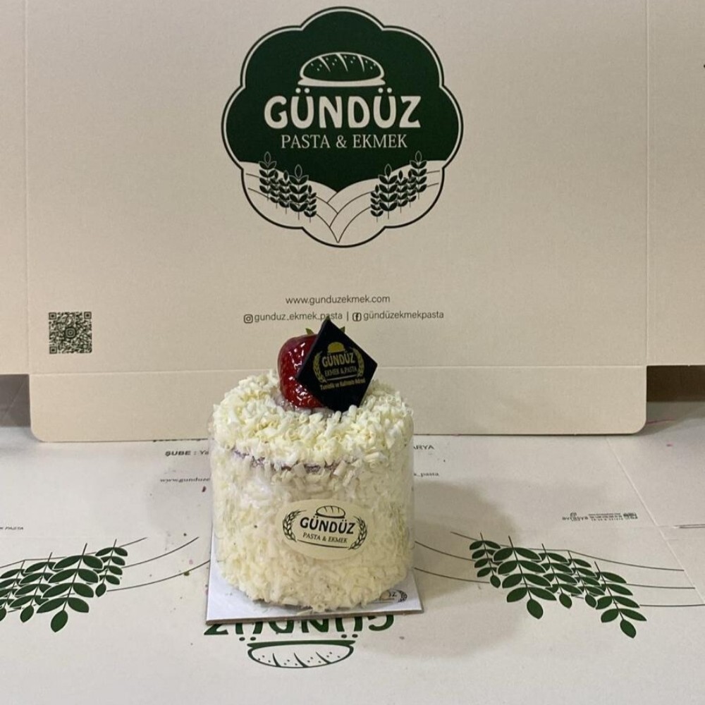 Beyaz Çikolata Kaplı Mini Pasta