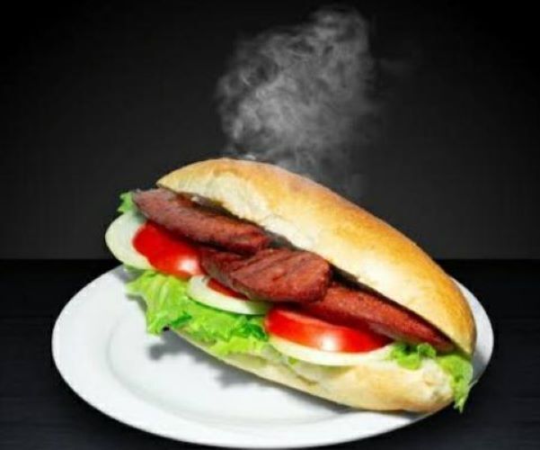 Ekmek Arası Sucuk+coca cola