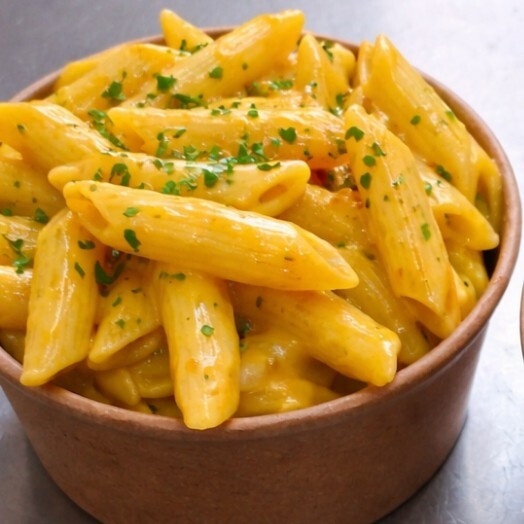 Cheddar soslu penne