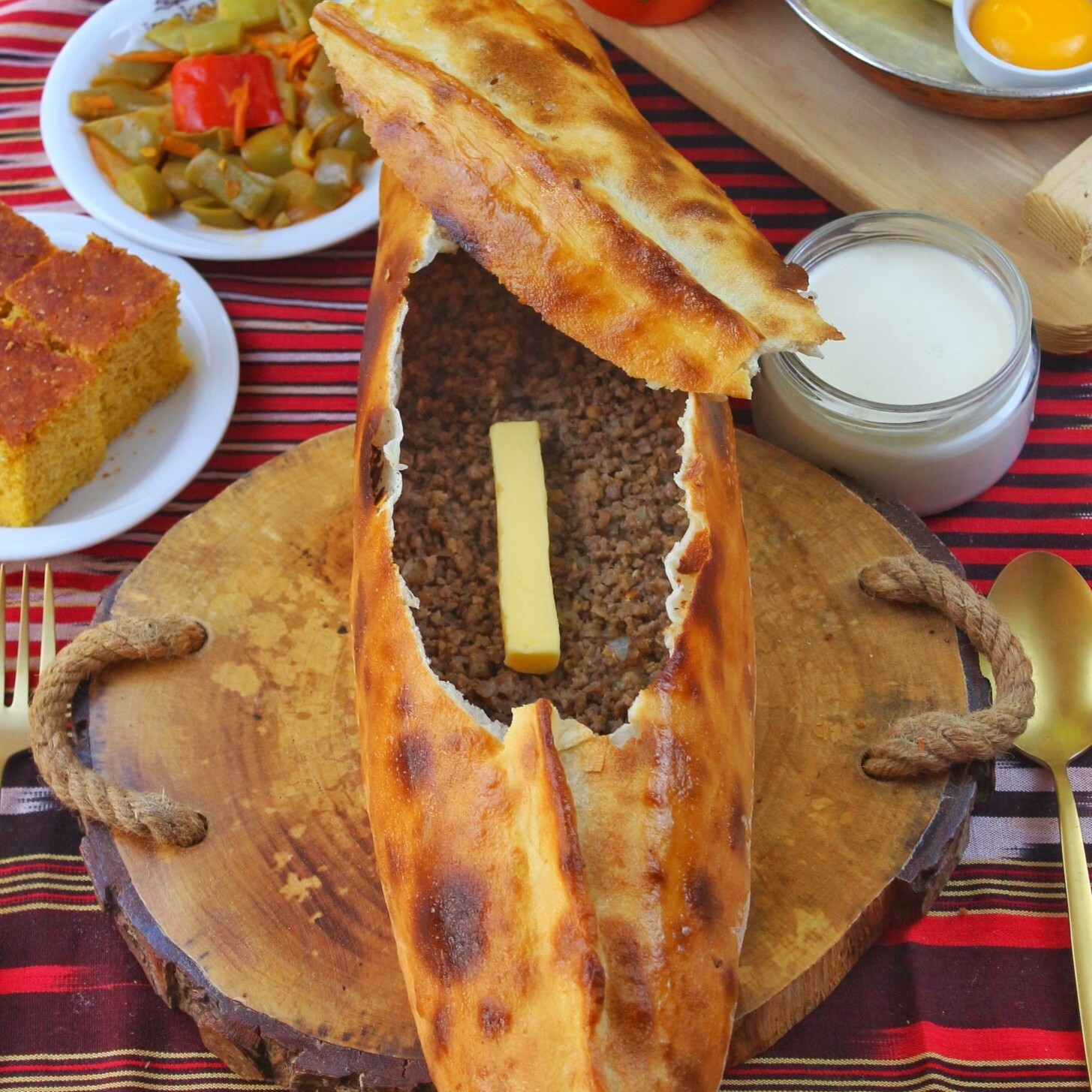 Kıymalı Pide