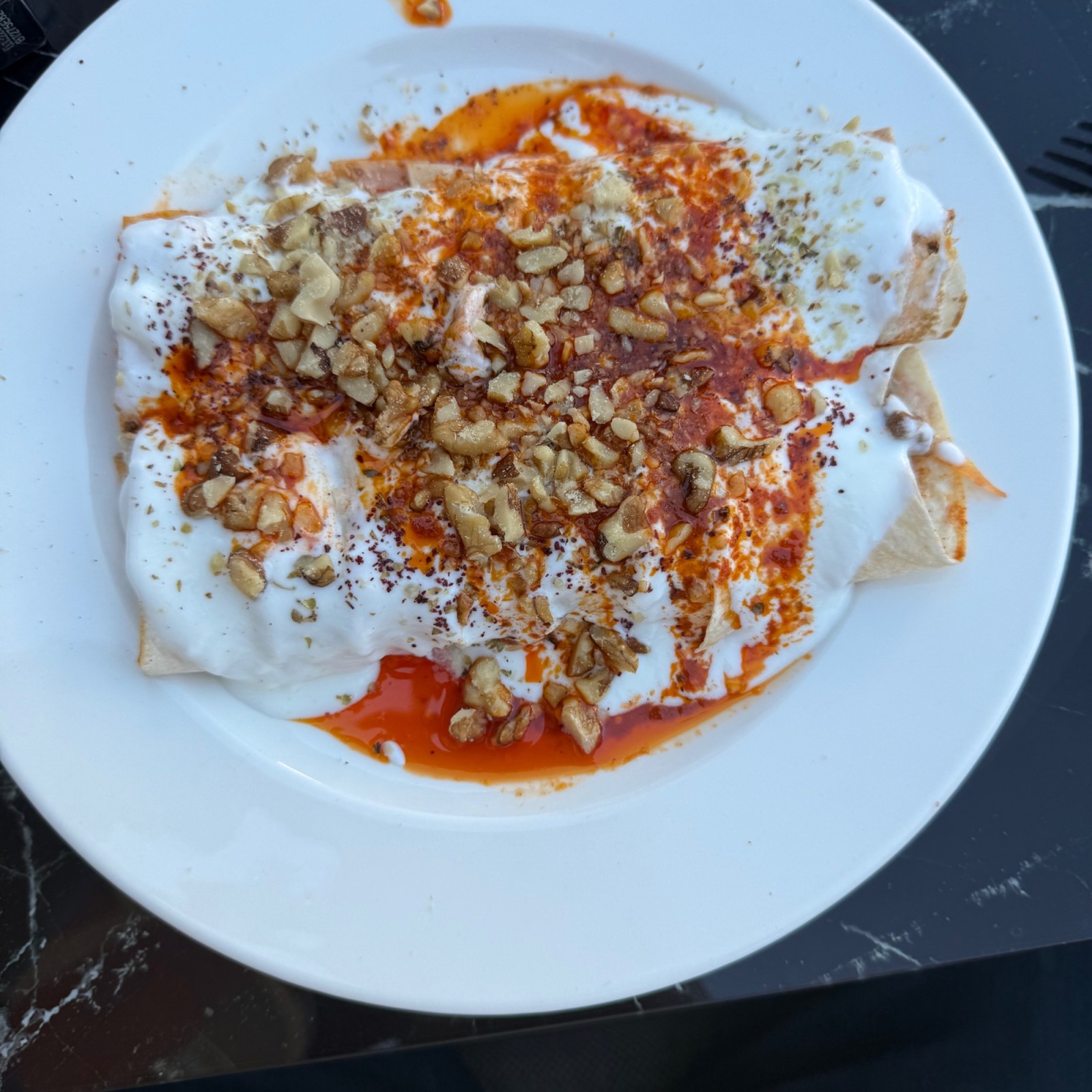 Cevizli Yoğurtlu Et Tantuni