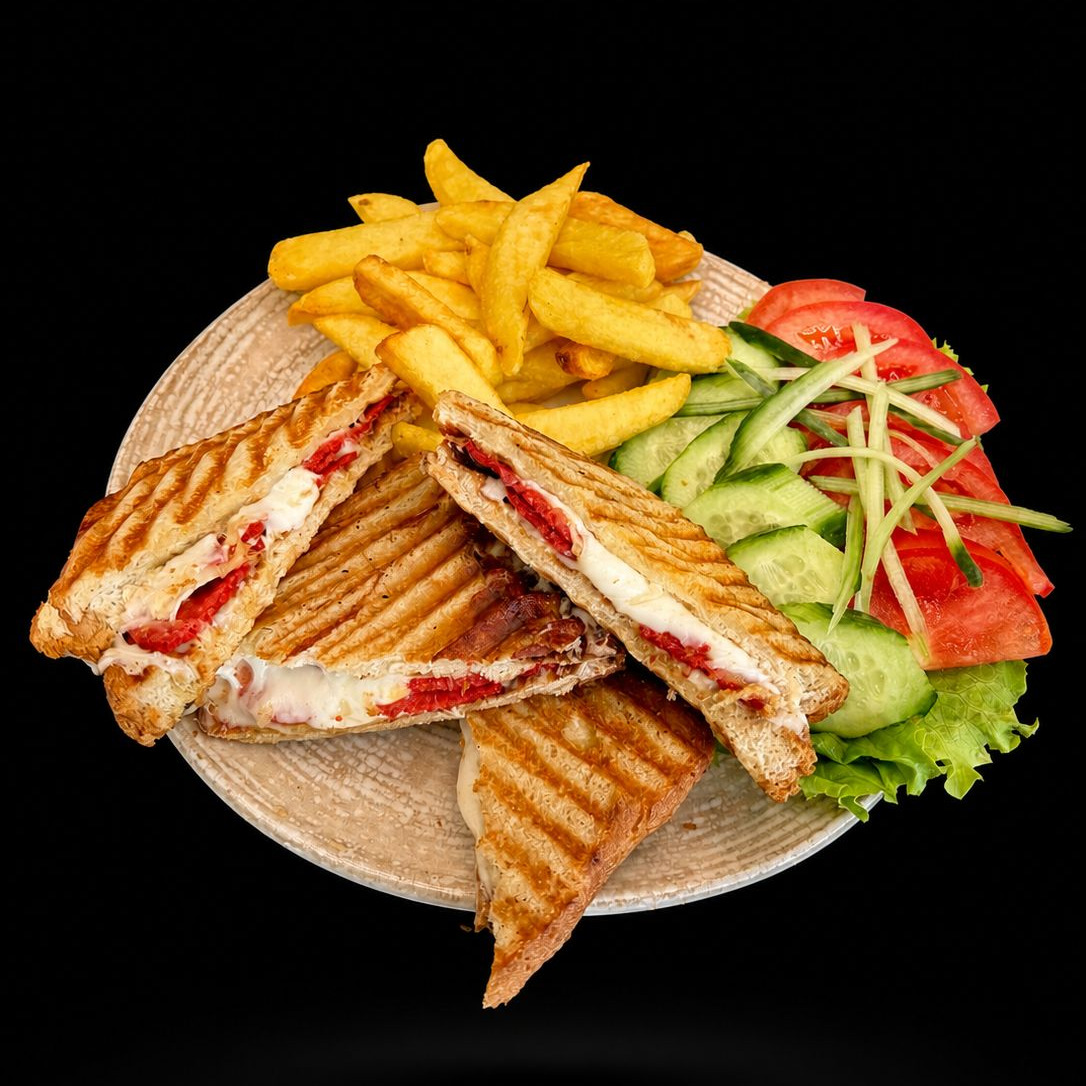 Sucuklu Kaşarlı Tost