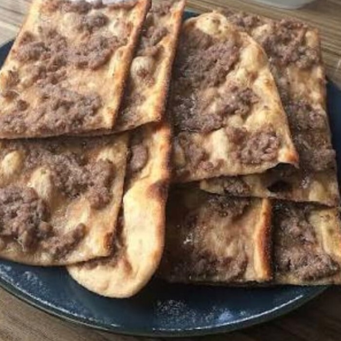 Sade Kıymalı Yumurtalı Pide