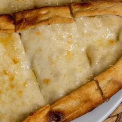 Kaşarlı Pide